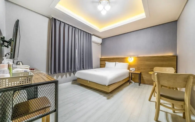 Gangneung Nice Motel