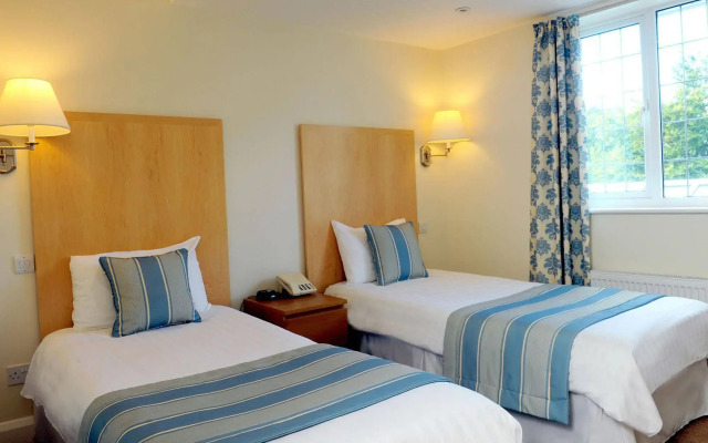 The Little Silver Country Hotel