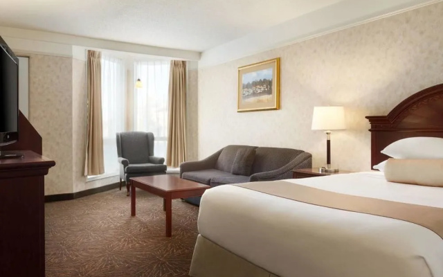Travelodge Lloydminster