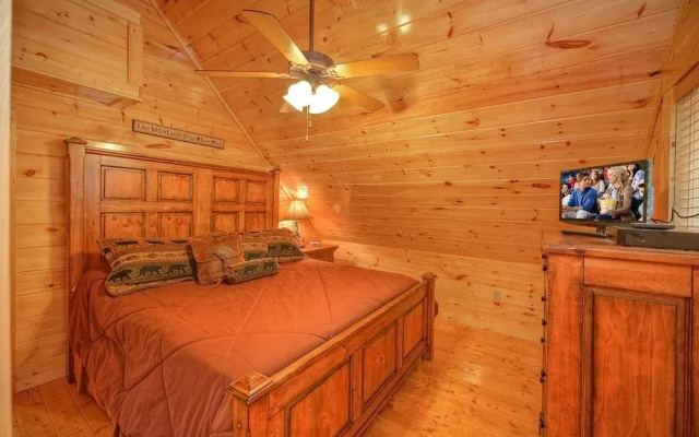 Hilltop Hideaway