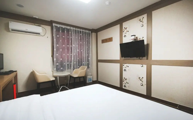 Gunsan Hotel MH