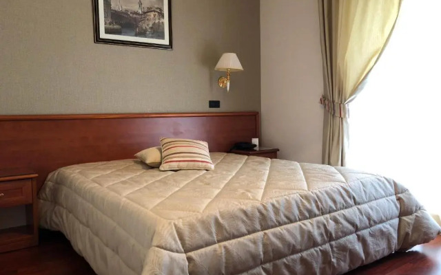 Green Park Hotel