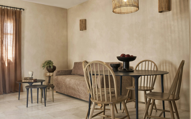 Naxian Collection