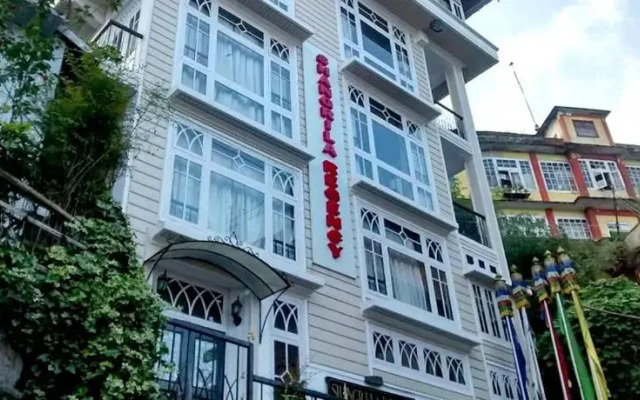 Tripvillas @ Shangrila Regency