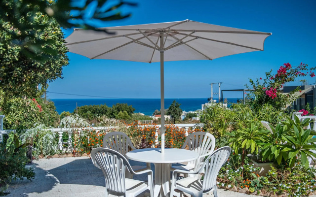 Rouladina Apt 5 in Stalos
