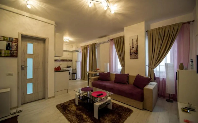 Apartament Criss Lotus Opera