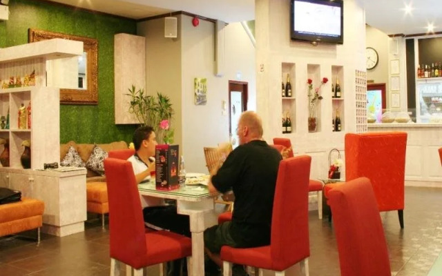 La Cerise Guest House
