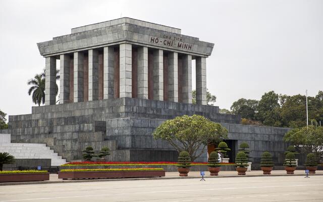 Xanh Hotel