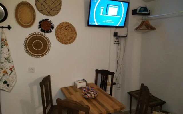 Studio 21