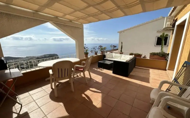Two Bedroom Apartment With Breath-taking Views