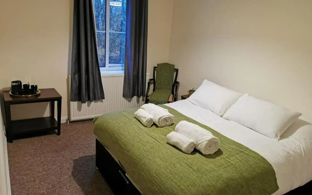 Brampton Court Hotel