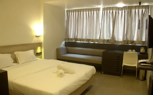 OYO 22246 22 Suites