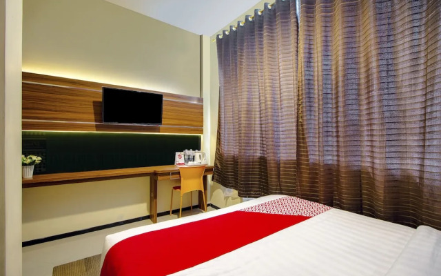 OYO 1057 Premier Guest House