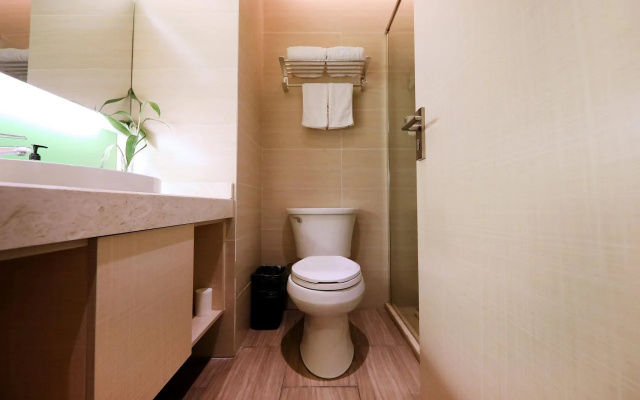 ibis Styles Yangzhou Gaoyou Bosideng Square
