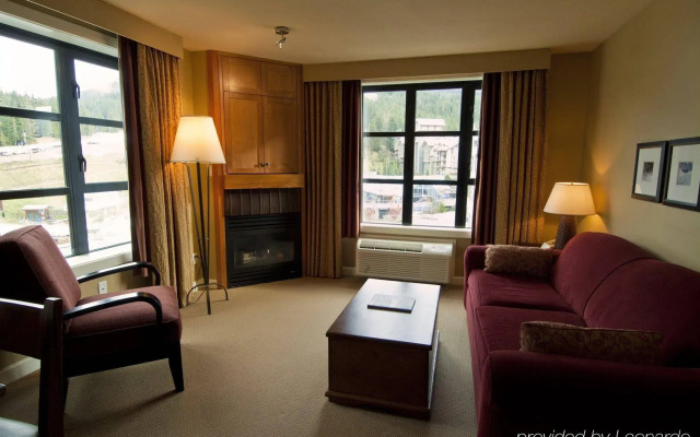 Sundial Hotel
