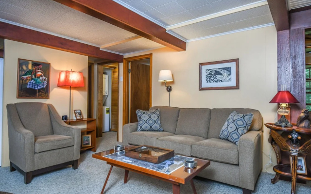 Arbutus Trail 3 Bedroom House