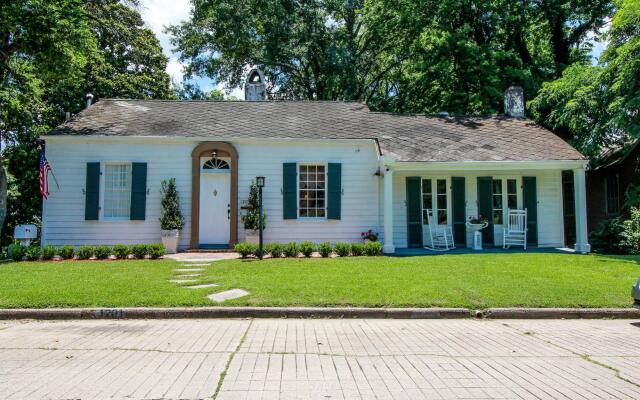 Отель Steele Cottage США, Виксбург - отзывы, цены и фото номеров - забронировать отель Steele Cottage онлайн вид на фасад