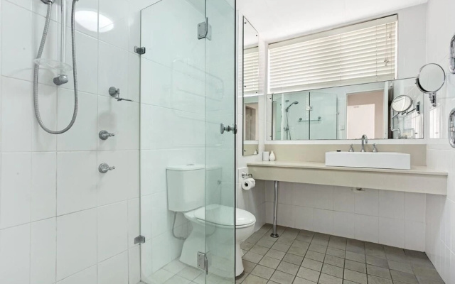 Bay Village Unit 14 47 Shoal Bay Road