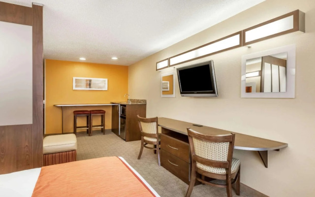 Microtel Inn & Suites by Wyndham Verona