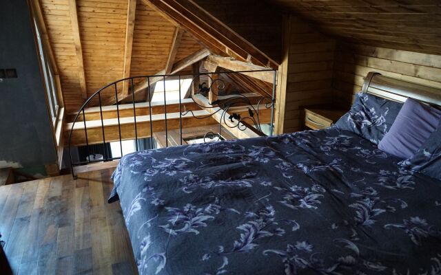 Апартаменты Karina Art Apartment бассейн