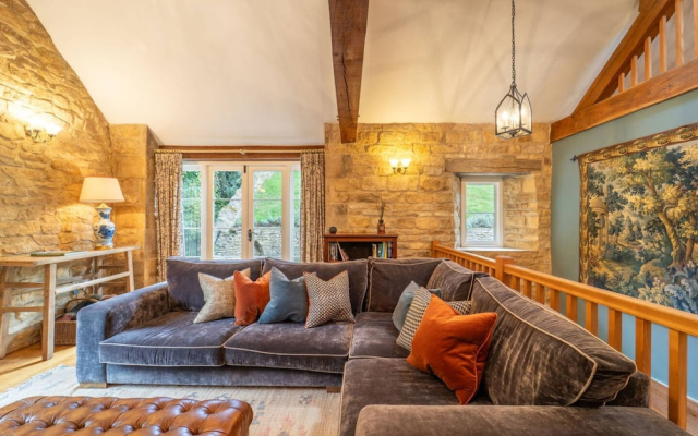 The Millstream 3 Bedroom in the Cotswolds