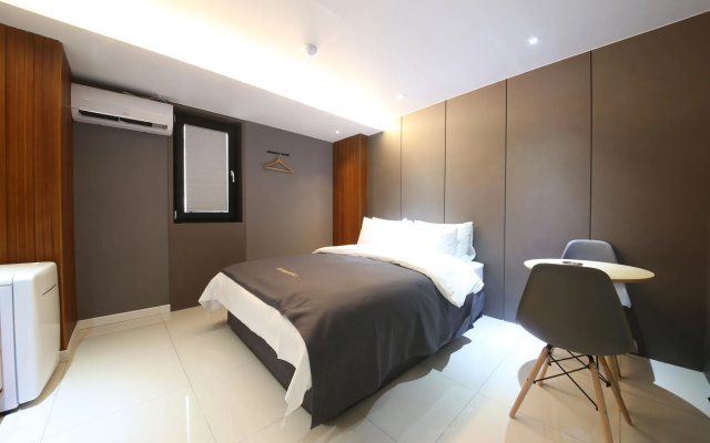 Hotel K