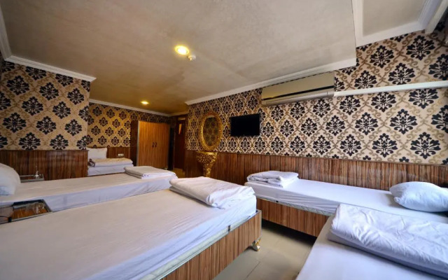 Hotel Istiklal
