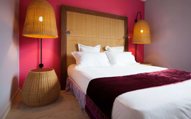 Moodz Hotel