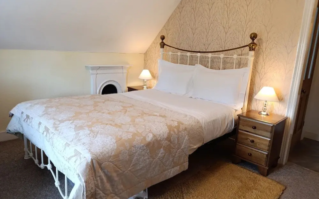 Anton Guest House B&B