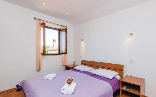 Beautiful Home in Gruda With Wifi and 2 Bedrooms