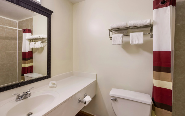 Red Roof Inn Crestview