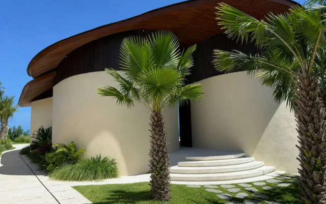 VANARA Resort & Spa