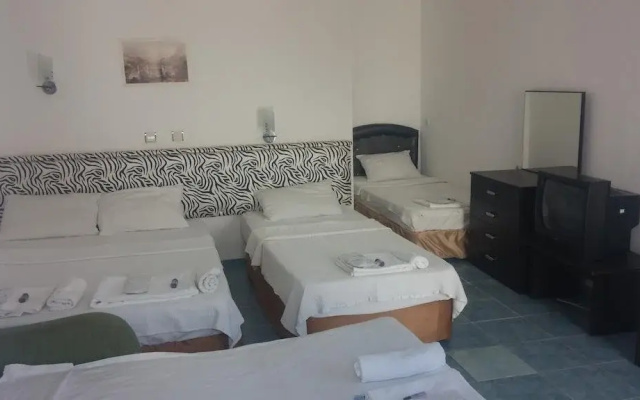 Helios Hotel