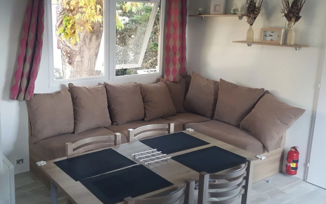 Bungalow With 3 Bedrooms in Saint-jean-de-monts, With Pool Access, Fur