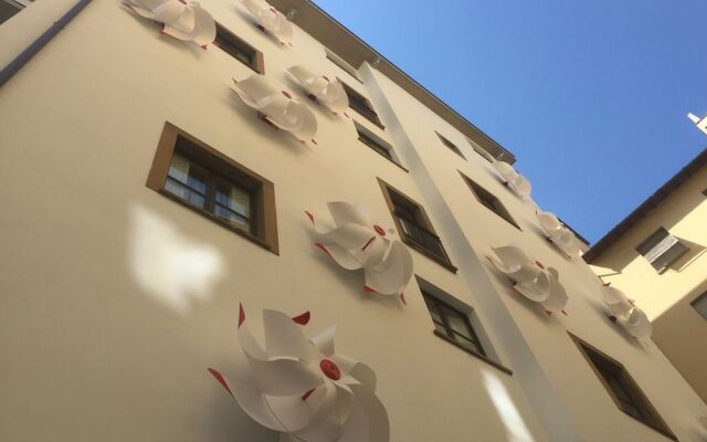 Отель Gallery Hotel Art - Lungarno Collection Италия, Флоренция - отзывы, цены и фото номеров - забронировать отель Gallery Hotel Art - Lungarno Collection онлайн вид на фасад