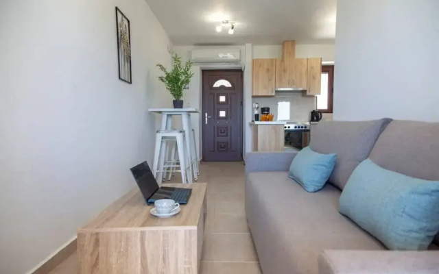 Agios Petros Apartments 1