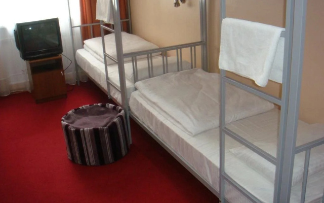 Hostel 490