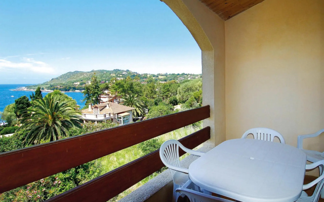 Residence Les Dauphins, Tiuccia, 2 room apt. with balcony