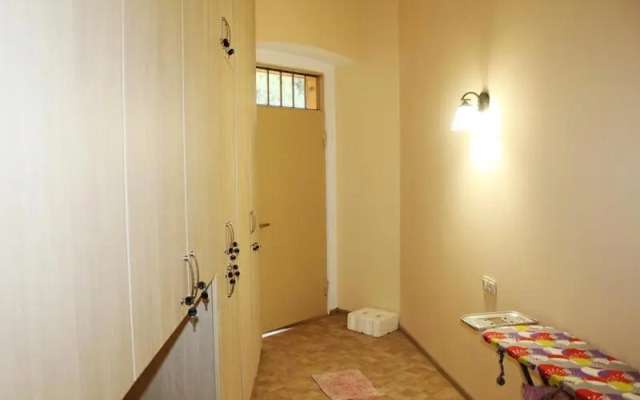 200 metres from Rustaveli avenue