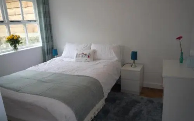 Ednyfed Apartment