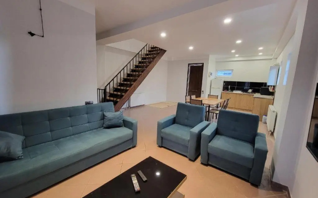 Bakuriani Cozy Cottage