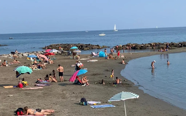 Sun, beach and bike