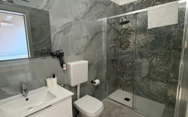 The Central Rock Inn camere con bagno privato self check in