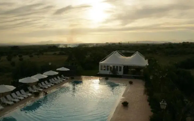 Magnolia Club Residence