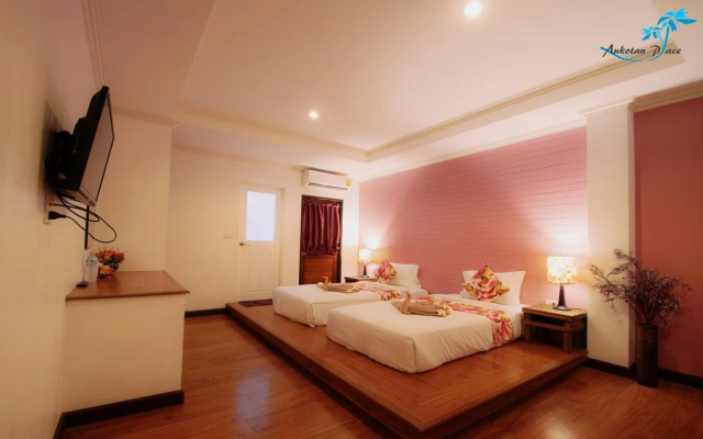 Aukotan Place Hotel