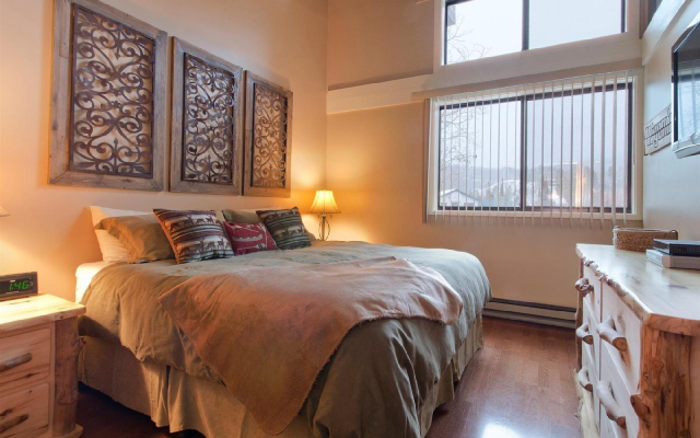 Storm Meadows Townhomes by Retreatia