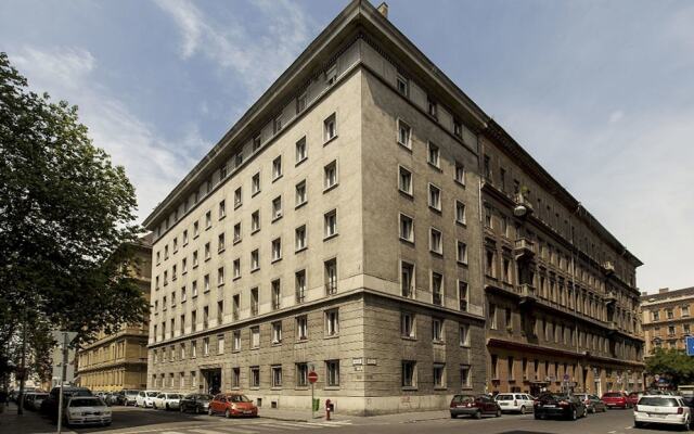 Апартаменты Aljotta Apartment вид на фасад