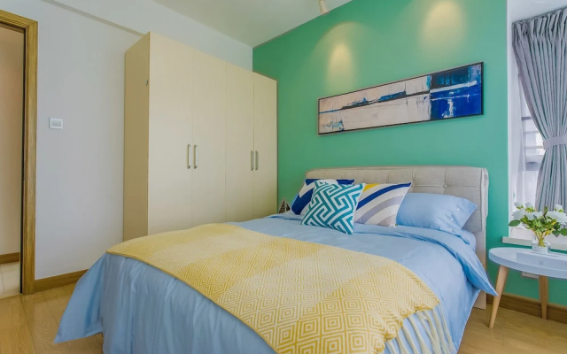 Locals Boutique Apartment Huafa Plaza 17