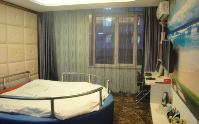 Mango Theme Hotel (Mudanjiang No. 4 Middle School)