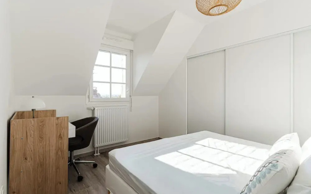 Bright Family Home Near Deauville